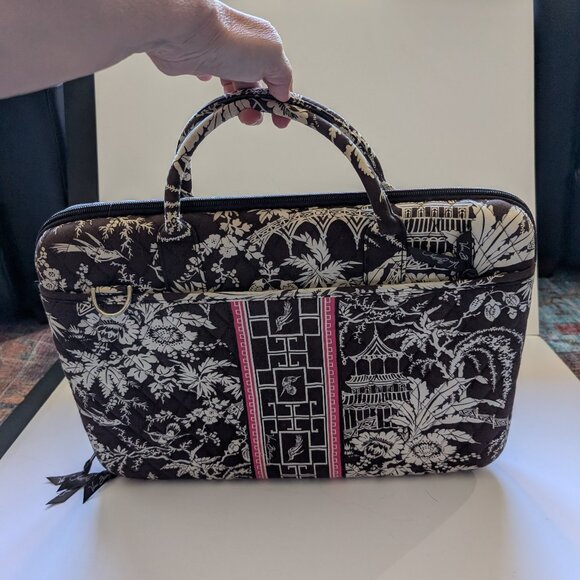 Vera Bradley Imperial Toile Brown & Pink Larger Laptop Case - Picture 7 of 16